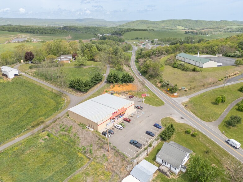 More Photos Of 555 Fort Chiswell Rd, Fort Chiswell Freestanding For Sale