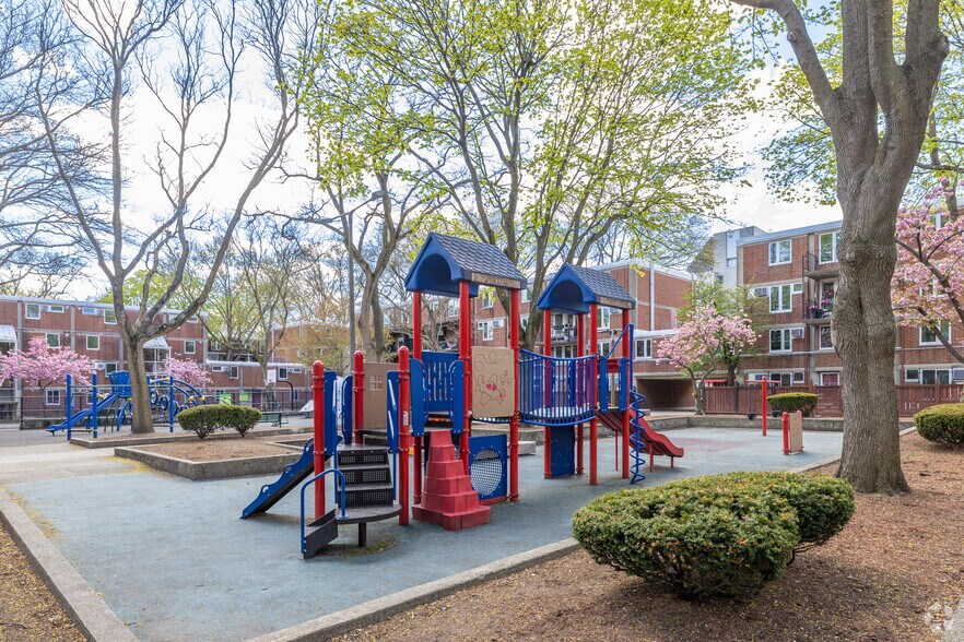 More Photos Of 490 Tremont St, Boston Apartments For Lease