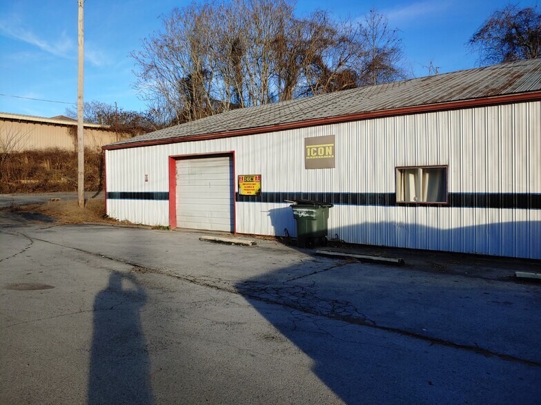 More Photos Of 170 Mayberry St, Sparta Industrial For Sale