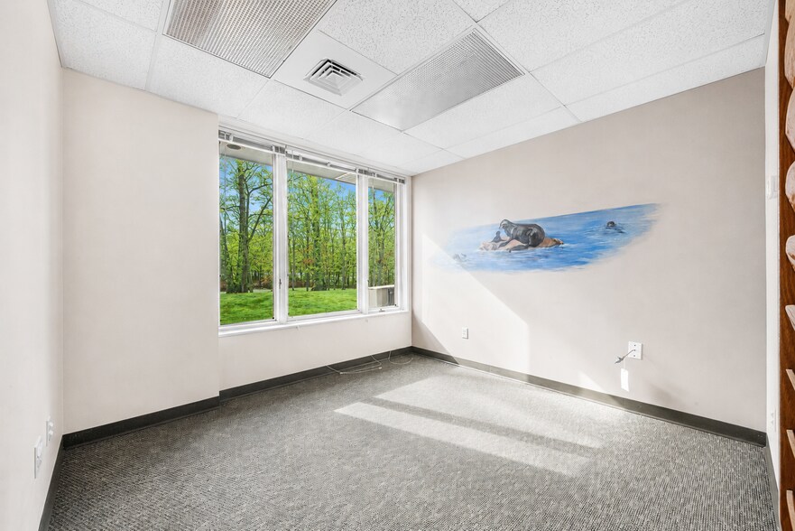 More Photos Of 183 Providence New London Tpke, North Stonington Unknown For Lease
