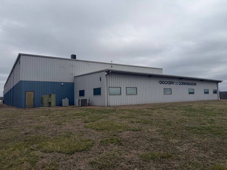 More Photos Of 1202 Industrial Dr, Warsaw Industrial For Sale