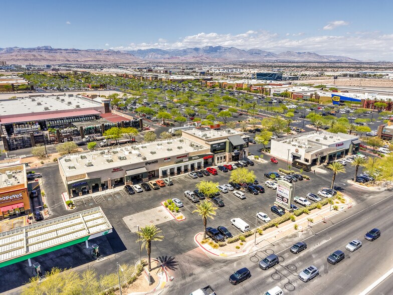 More Photos Of 6945-6965 S Rainbow Blvd, Las Vegas General Retail For Lease