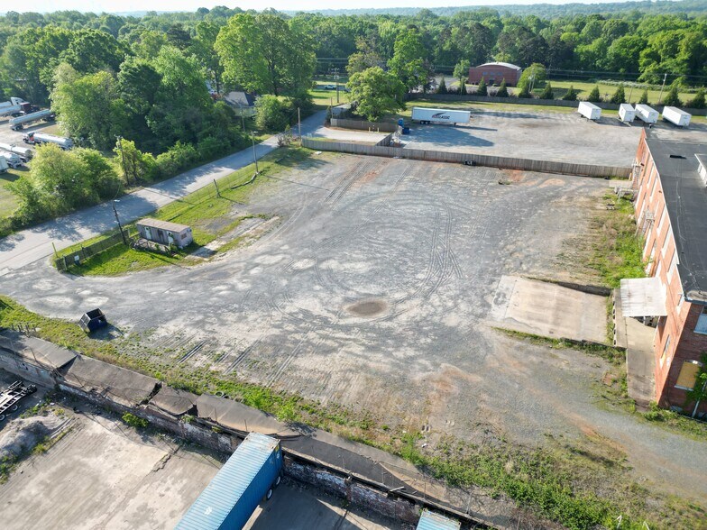 More Photos Of 8300 Moores Chapel Rd, Charlotte Land For Lease