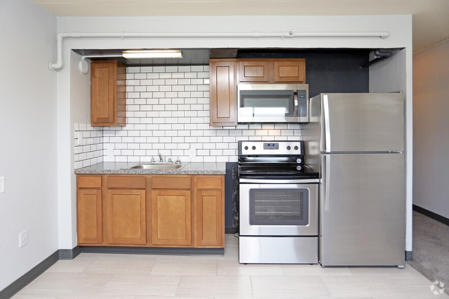 More Photos Of 320 N 22nd St, Omaha Apartments For Sale