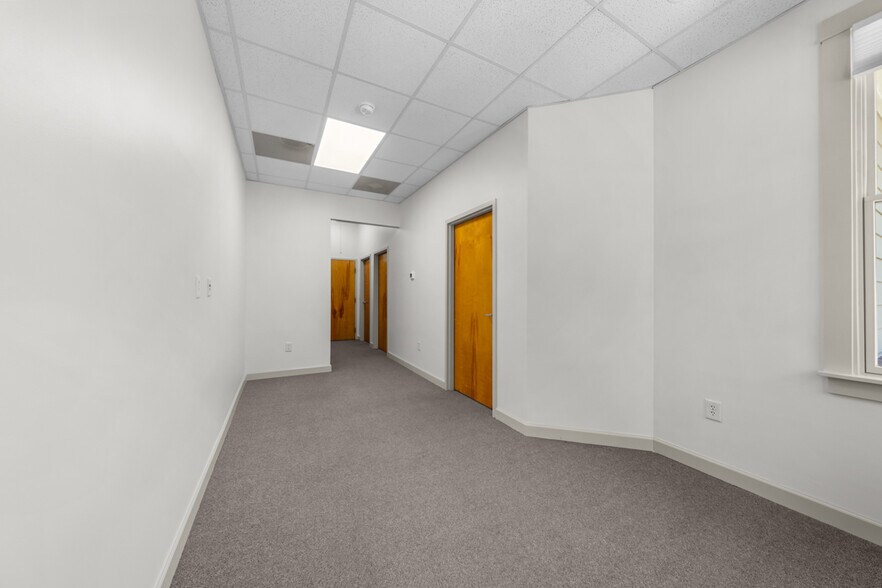 More Photos Of 1502 W NC Highway 54, Durham Office For Sale