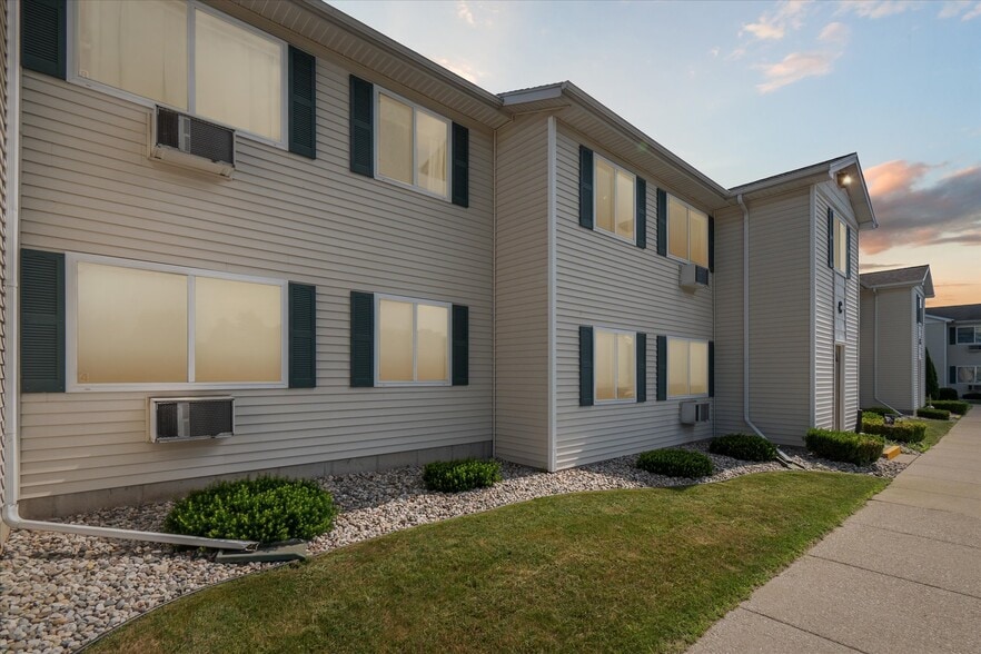 More Photos Of 127 S Union St, Shepherd Apartments For Sale