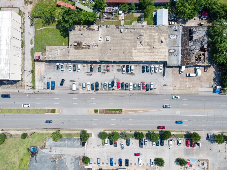 More Photos Of 3922-3936 Old Spanish Trl, Houston Unknown For Lease