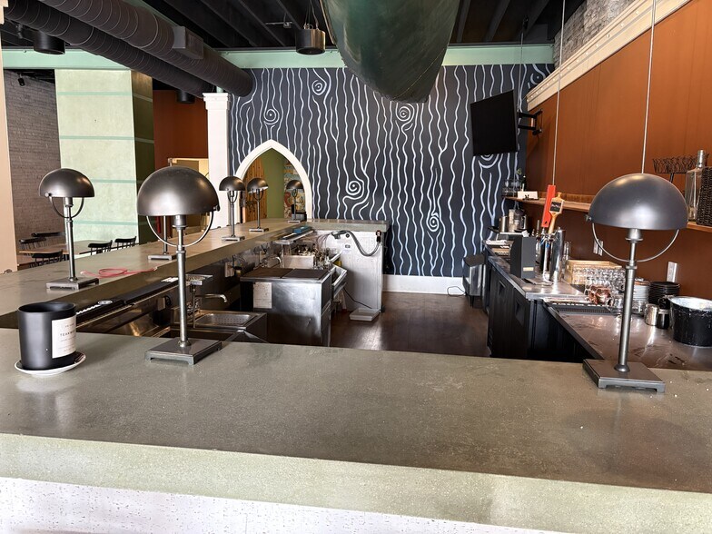 More Photos Of 968 Elm St, Manchester Storefront For Lease