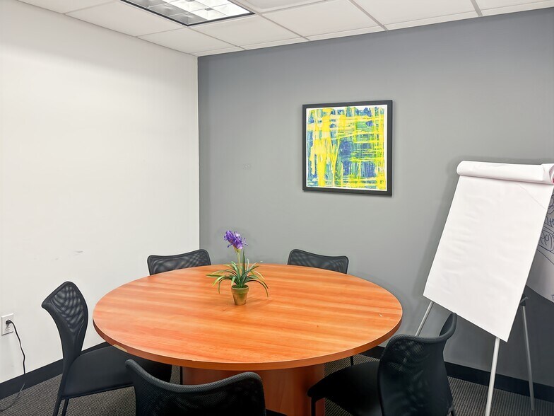 More Photos Of 529 Main St, Charlestown Office For Lease