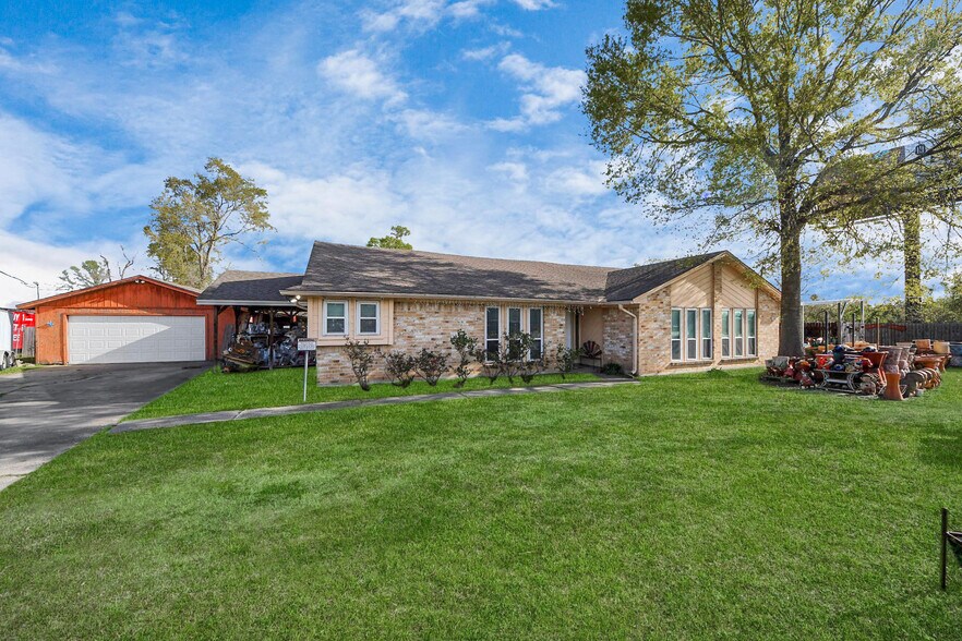 More Photos Of 10831 Highway 242, Conroe Land For Sale