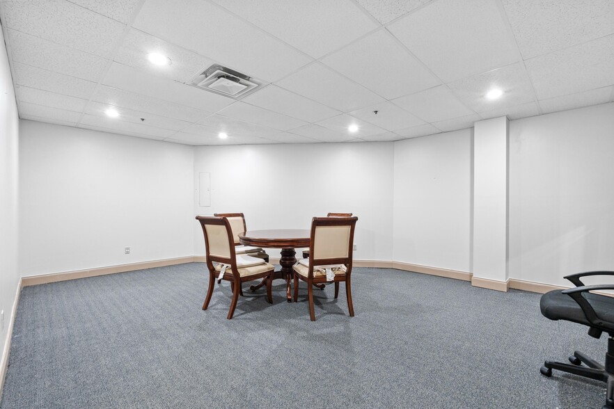 More Photos Of 1975 Haggard Ct, Lexington Religious Facility For Sale