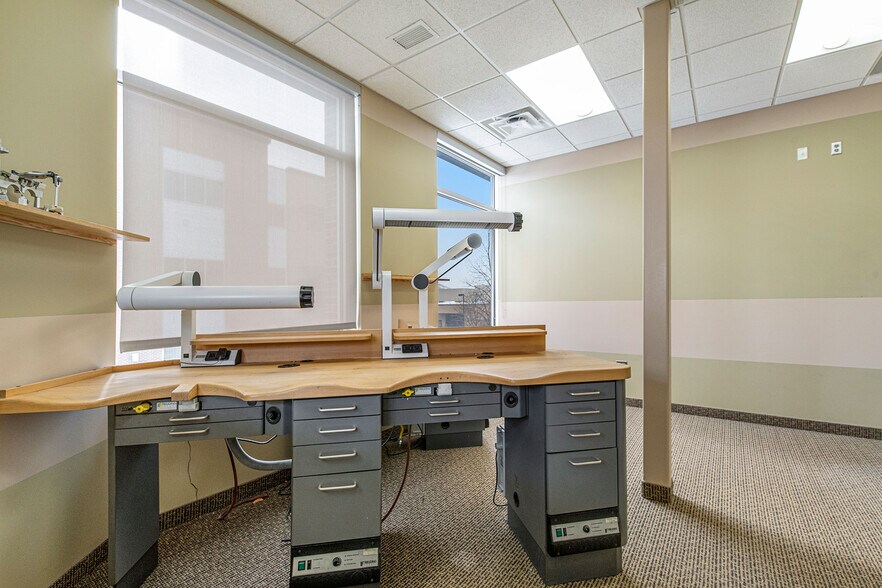 More Photos Of 495 Uinta Way, Denver Medical For Sale