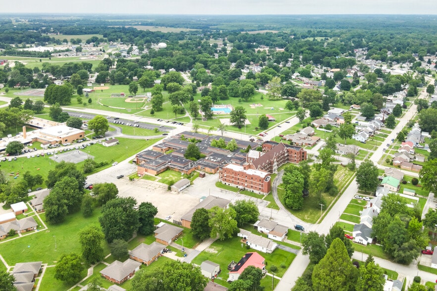 More Photos Of 1616 Cedar St, Lawrenceville Skilled Nursing Facility For Sale