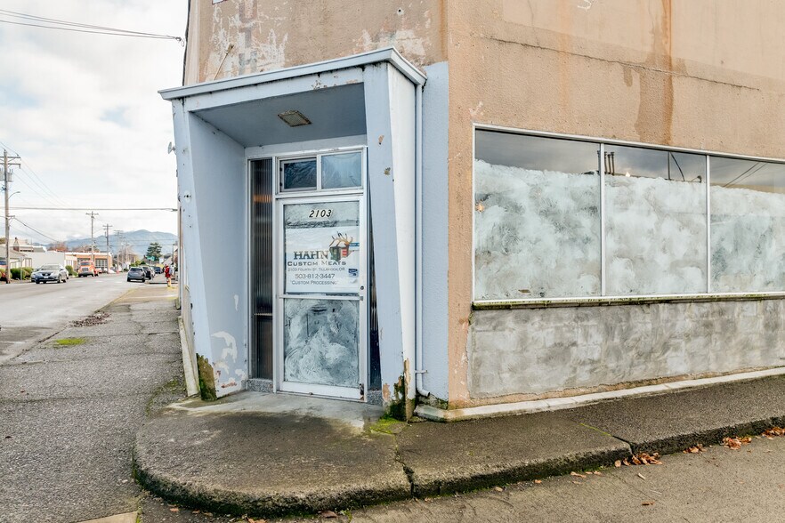 More Photos Of 2105 4th St, Tillamook Industrial For Sale