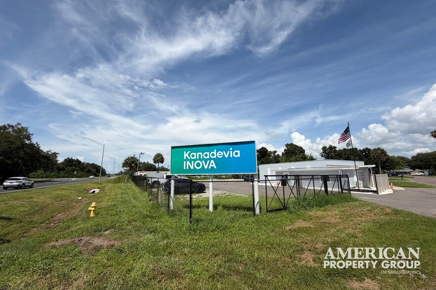 More Photos Of 4106 US Highway 41 N, Palmetto Warehouse For Sale