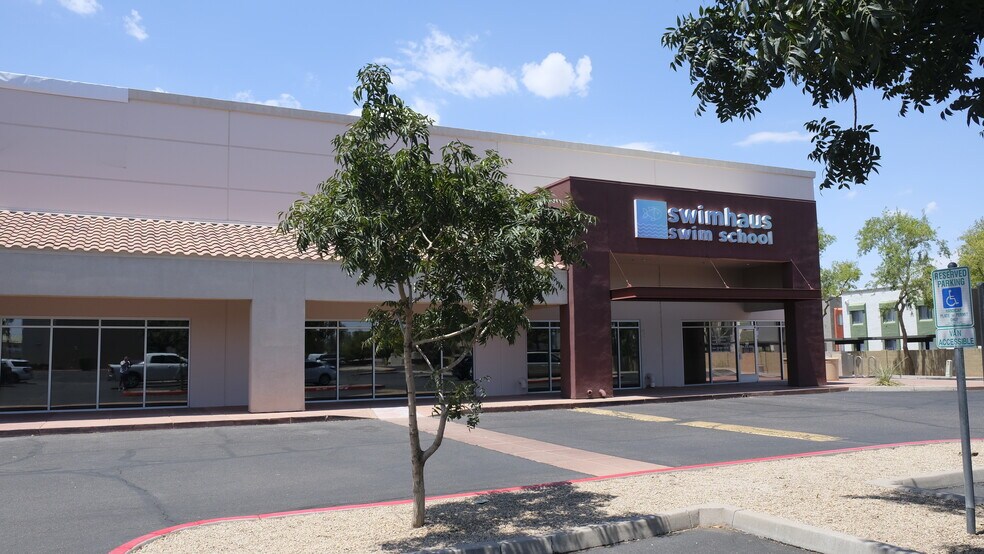 More Photos Of 868 N Gilbert Rd, Gilbert Freestanding For Sale