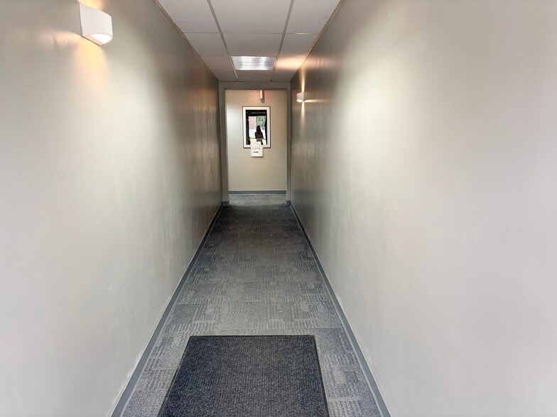 More Photos Of 4367 Rocky River Dr, Cleveland Medical For Sale