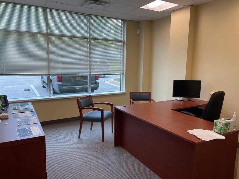 More Photos Of 909 Ridgebrook Rd, Sparks Medical For Sale