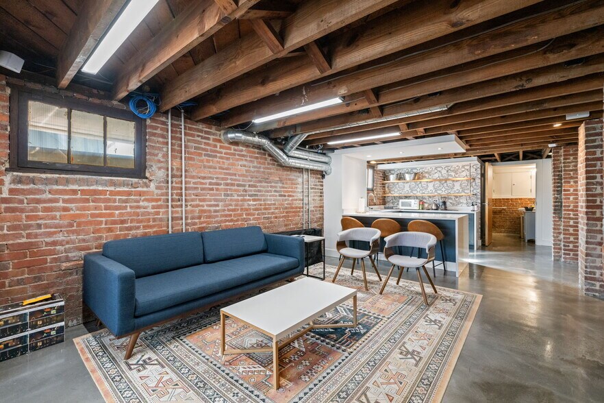 More Photos Of 708 St Marys St, Raleigh Office For Sale