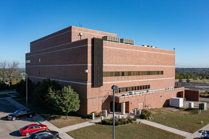 More Photos Of 480 Vantage Pt, Miamisburg Medical For Lease