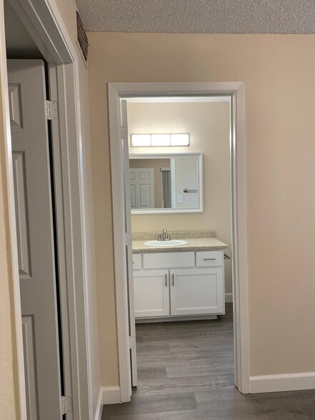 More Photos Of 5445 Marconi Ave, Carmichael Apartments For Sale