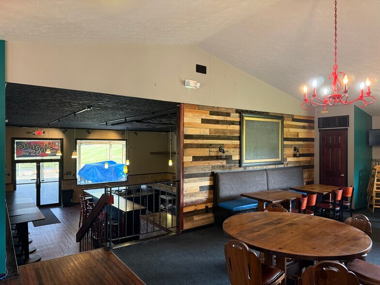 More Photos Of 12318 State Highway 18, Conneaut Lake Freestanding For Lease