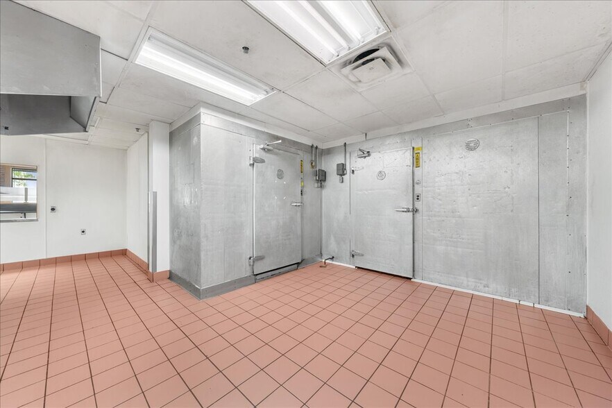 More Photos Of 1550 Larpenteur Ave W, Falcon Heights Apartments For Lease