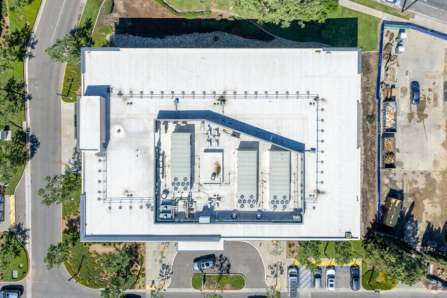 More Photos Of 4510 Brockton Ave, Riverside Unknown For Lease