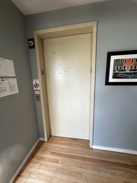 More Photos Of 599 Shore Rd, Somers Point Medical For Lease
