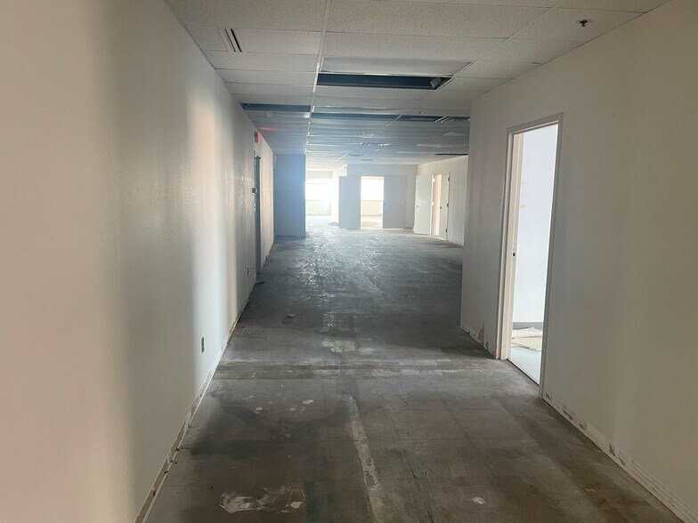 More Photos Of 425 2nd St SE, Cedar Rapids Office For Sale