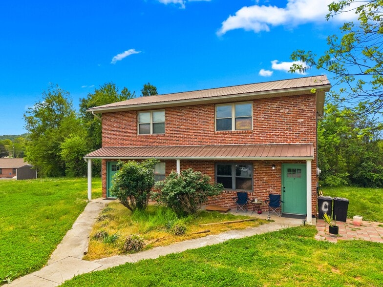 More Photos Of 3229 Blue Springs rd, Strawberry Plains Multifamily For Sale