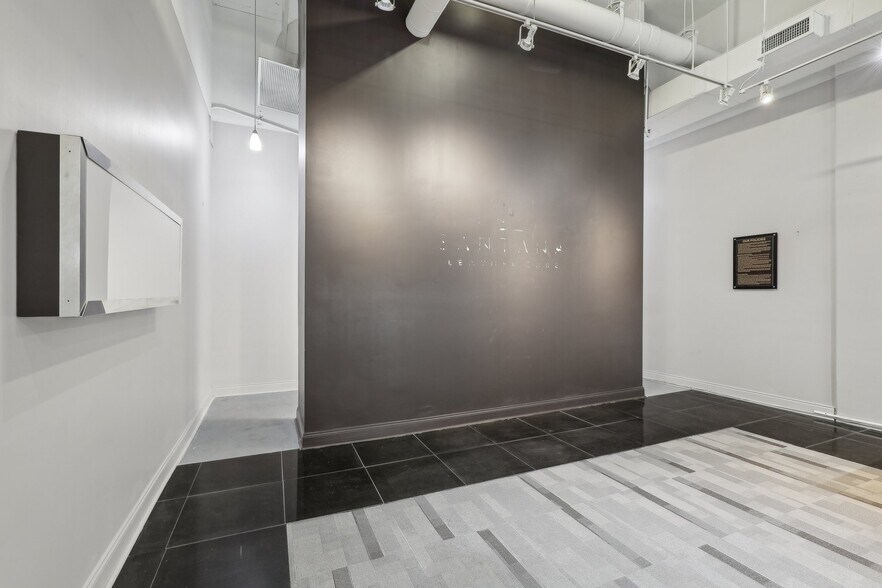 More Photos Of 135 San Lorenzo Ave, Coral Gables Office For Lease