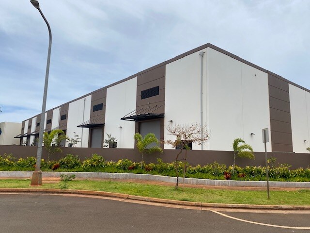 More Photos Of 94-1245 Halehana, Waipahu Service For Lease