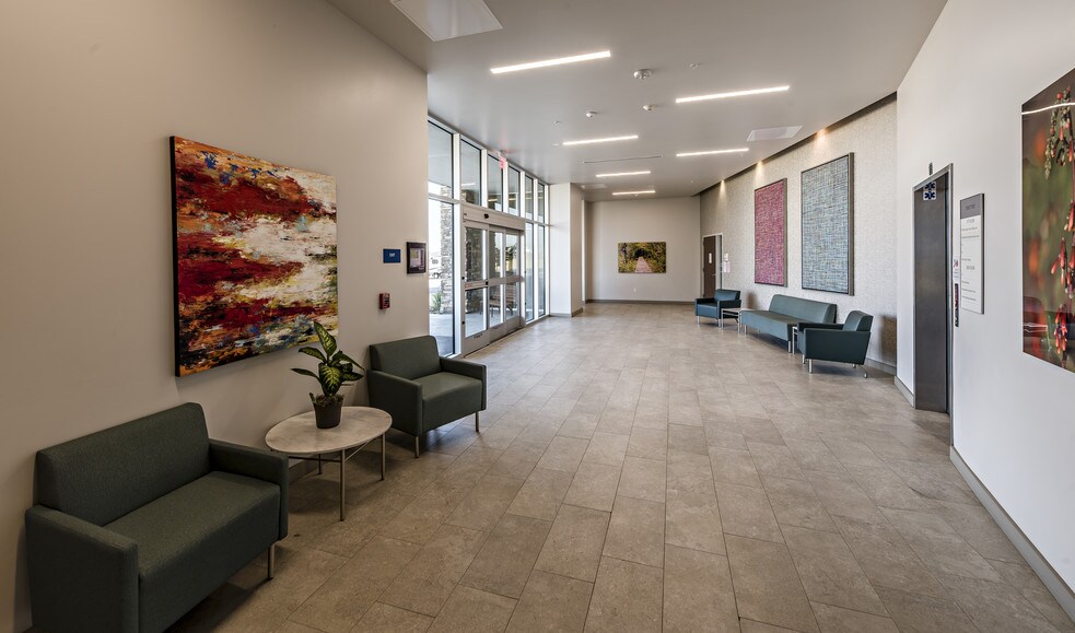 More Photos Of 4500 Morning Dr, Bakersfield Medical For Lease