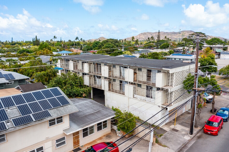 More Photos Of 54 Maluniu Ave, Kailua Apartments For Sale