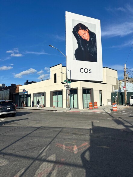 Primary Photo Of 267 Kent Ave, Brooklyn General Retail For Lease