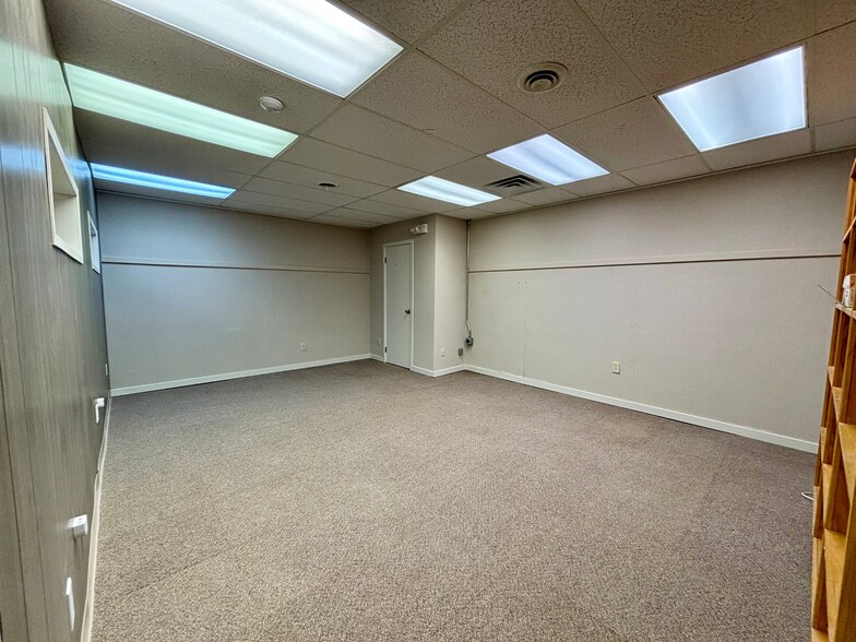 More Photos Of 4277 Okemos Rd, Okemos Office For Lease