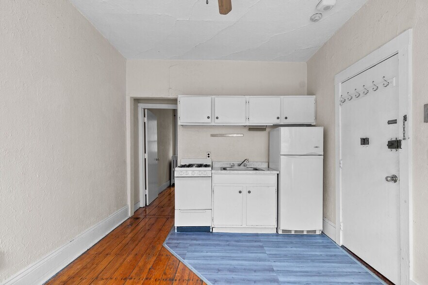 More Photos Of 19 S Russell St, Boston Apartments For Sale