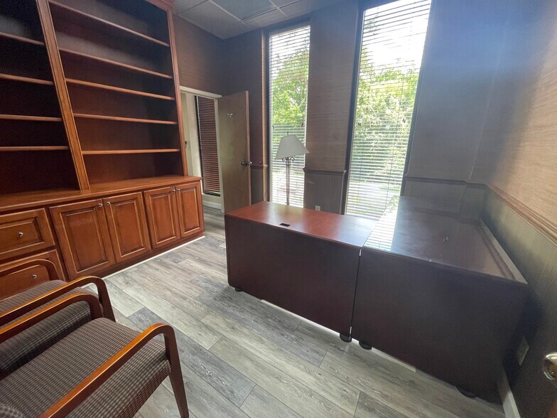 More Photos Of 451 N Winstead Ave, Rocky Mount Office For Sale