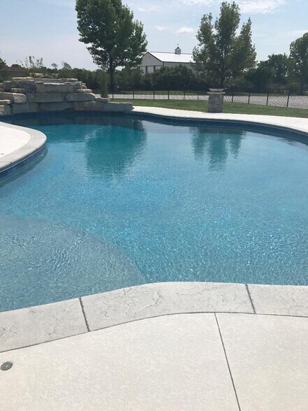 More Photos Of 836 E Highway N, Wentzville Flex For Sale