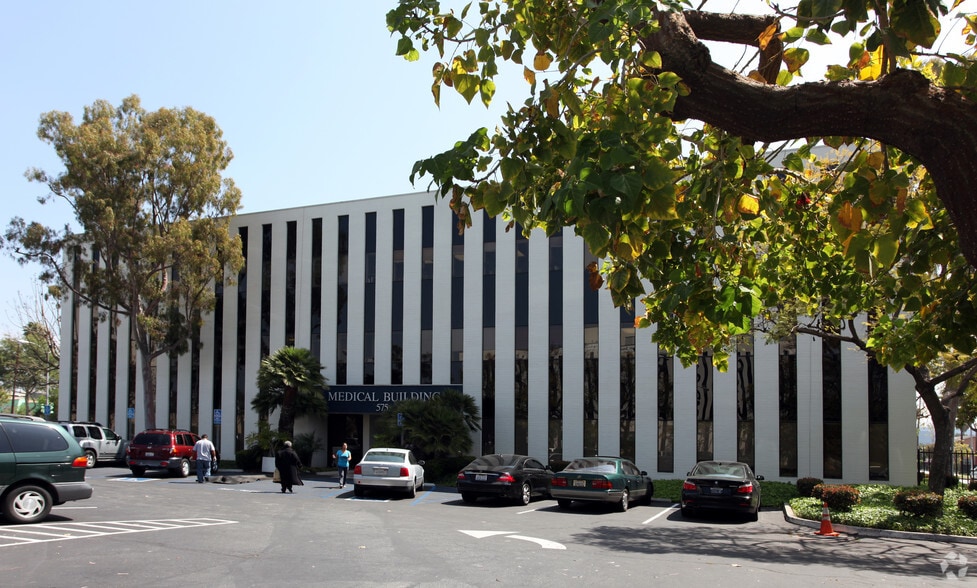 More Photos Of 575 E Hardy St, Inglewood Medical For Lease
