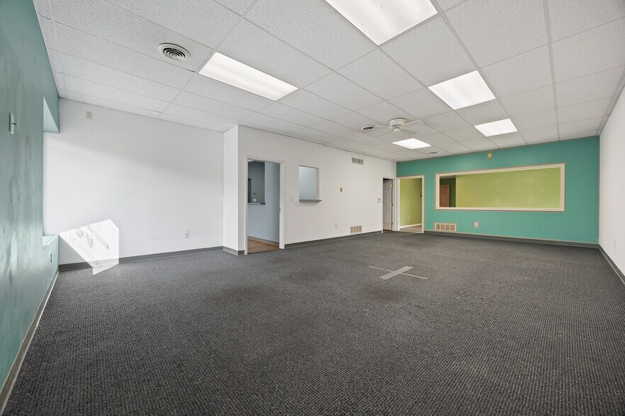 More Photos Of 673 Morganza Rd, Canonsburg Storefront Retail Office For Lease