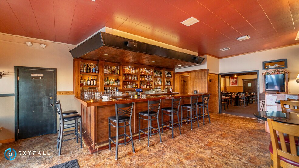 More Photos Of 351 Silver St, Elko Restaurant For Sale