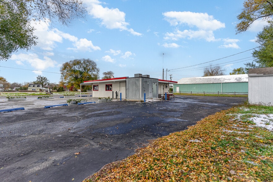 More Photos Of 1401 N Highway 20, Cannon Falls Fast Food For Sale