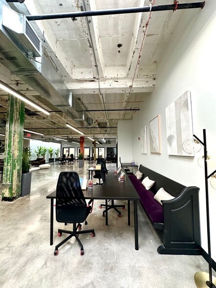More Photos Of 2410 Polk St, Houston Office For Lease