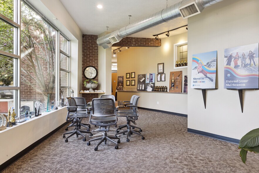 More Photos Of 546 S 200 W, Salt Lake City Office For Sale