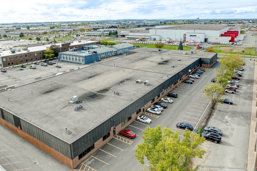 More Photos Of 3540-3600 St Griffith, Montréal Warehouse For Lease
