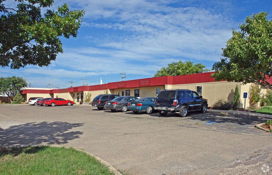 Primary Photo Of 5120 29th Dr, Lubbock Medical For Lease
