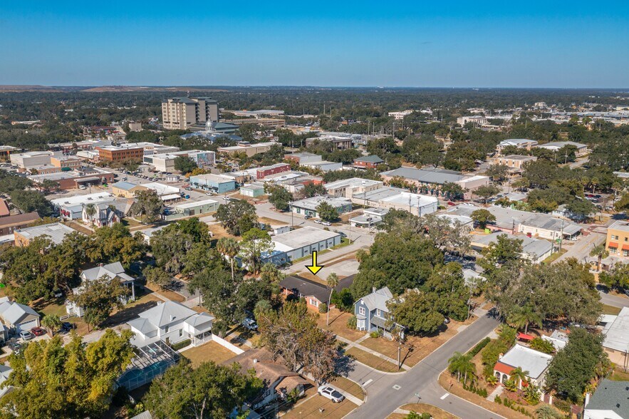 More Photos Of 510 E Parker St, Bartow Office For Sale