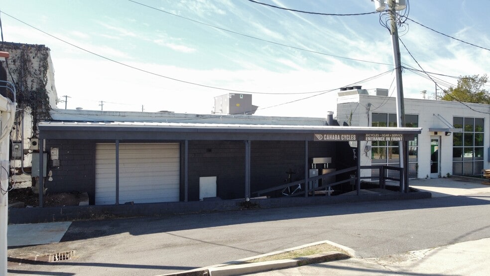 More Photos Of 1724 27th Ct S, Birmingham Auto Repair For Lease